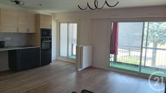 Appartement T3 à louer - 3 pièces - 68.33 m2 - ST HERBLAIN - 44 - PAYS-DE-LOIRE - Century 21 Amara Immobilier